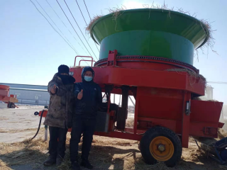 黑龍江齊齊哈爾市龍江縣華牛牧場130型粉碎機(jī)